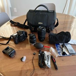 Nikon D7100 DSLR camera